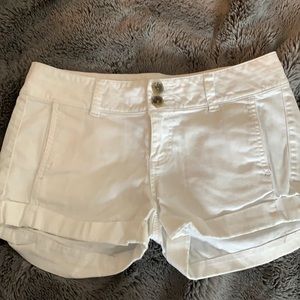 Express Women’s White Khaki Shorts - Low Rise with Rolled Cuffs - Sz 0